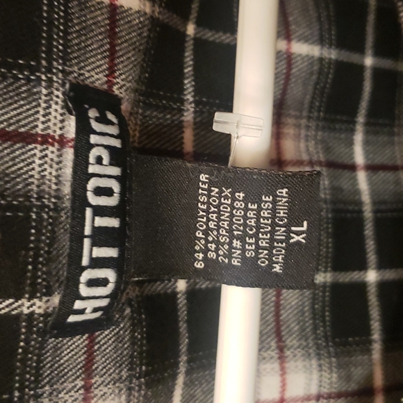 Plaid cropped shirt - Picture 3 of 6